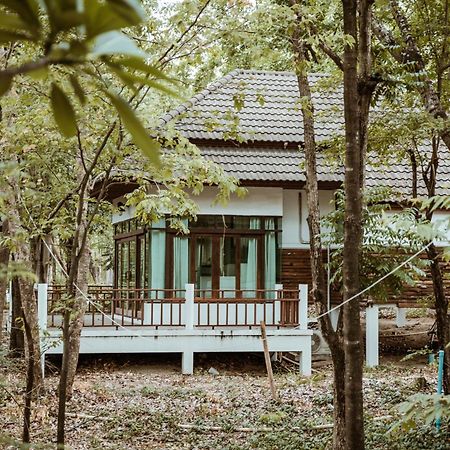 Tak Andaman Resort & Hotel ภายนอก รูปภาพ