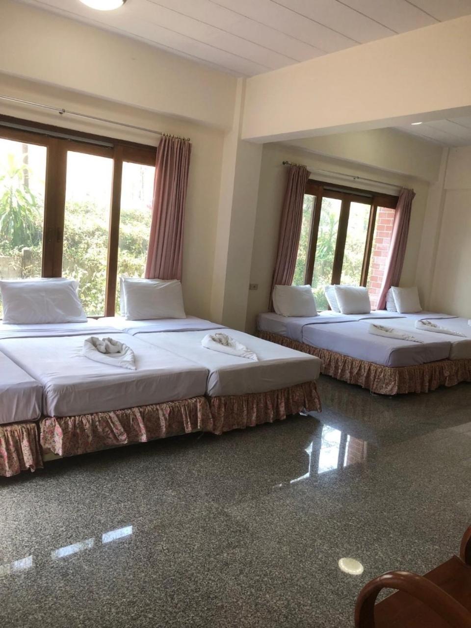 Tak Andaman Resort & Hotel ภายนอก รูปภาพ