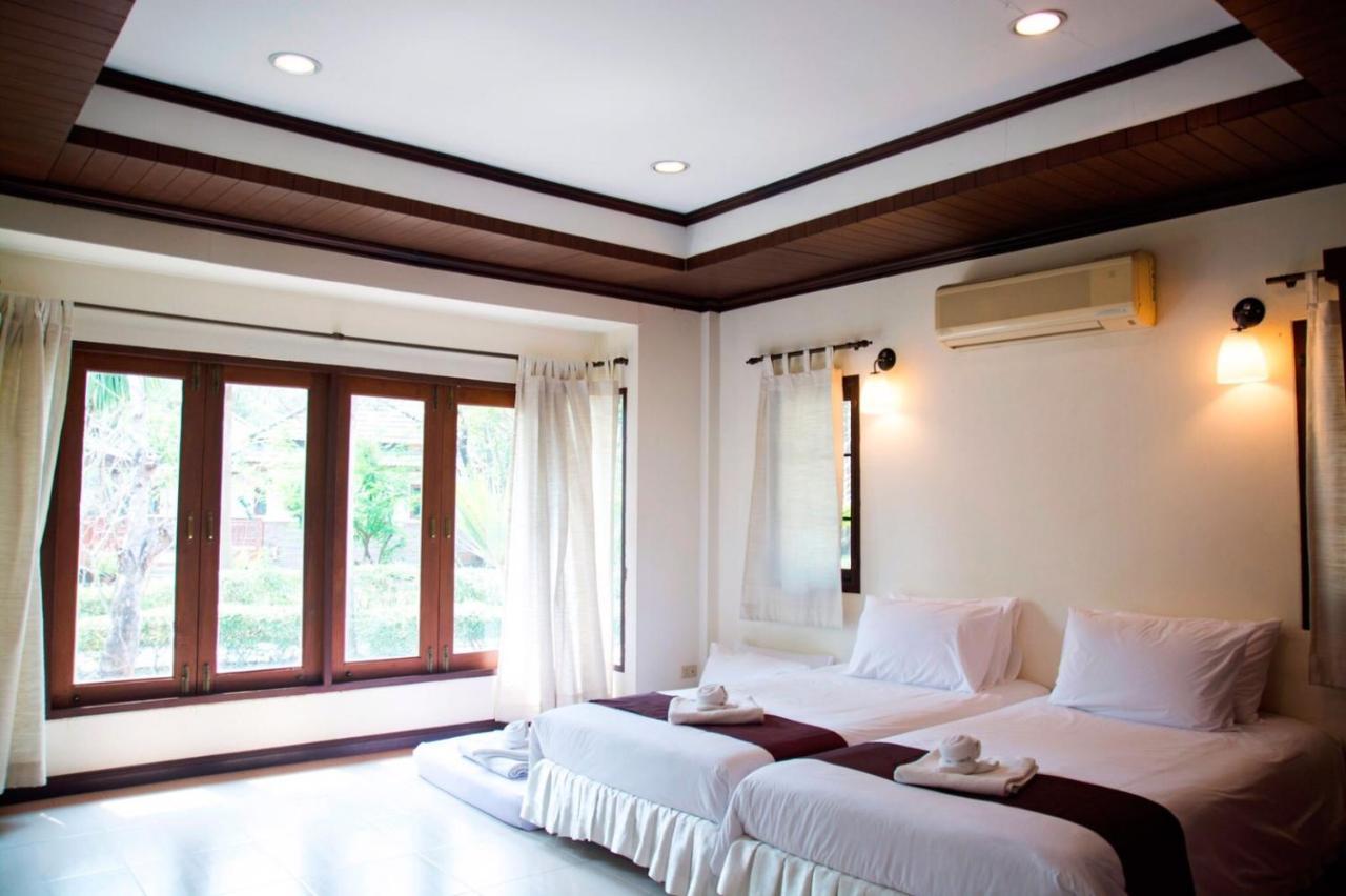 Tak Andaman Resort & Hotel ภายนอก รูปภาพ